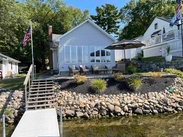 1900 Lane 120 Hamilton Lk, Hamilton, IN 46742