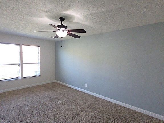 4th image of 16214 Peach Bluff Ln