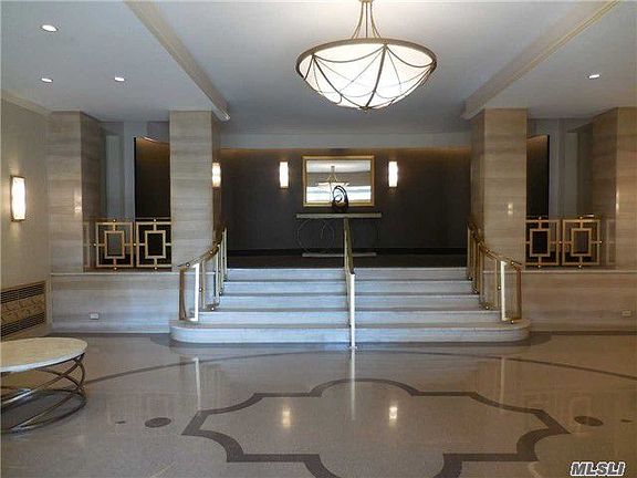 3rd image of 11045 Queens Blvd APT 210