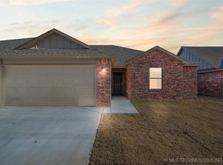 14709 N 46th West Ave, Skiatook, OK 74070