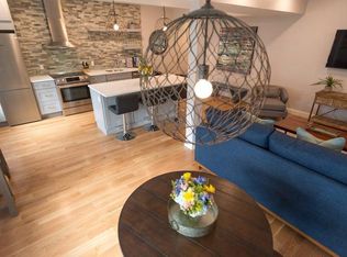 5-364 Thames St #5, Newport, RI 02840
