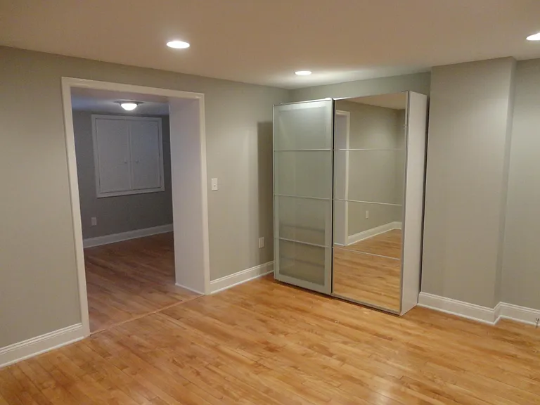 1729 Hobart St NW — Photo 15