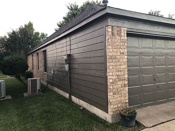 2nd image of 866 San Jacinto Dr