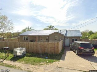 56 Pine St, Melbourne, AR 72556