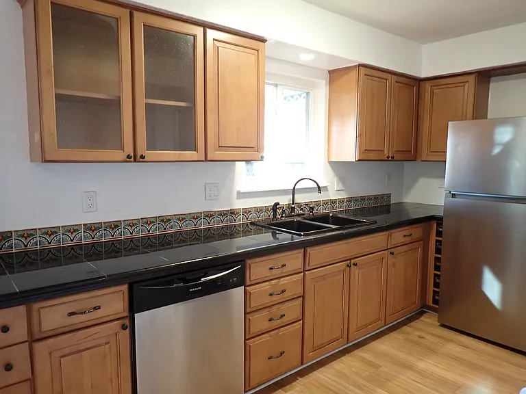10156 Holburn Dr — Photo 12