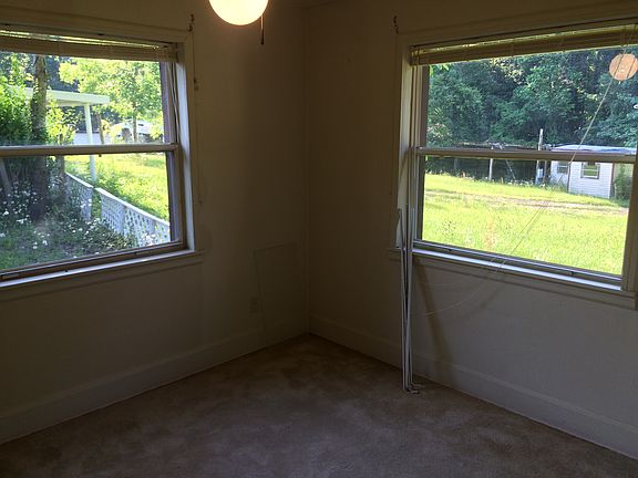 4th image of 2308 W Washington
