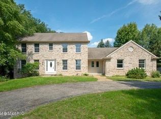 7811 36th St SE, Ada, MI 49301