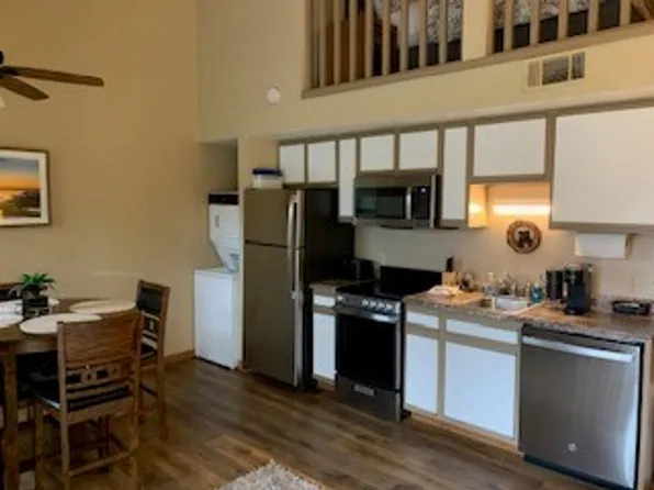40 Scenic Ct, Branson, MO