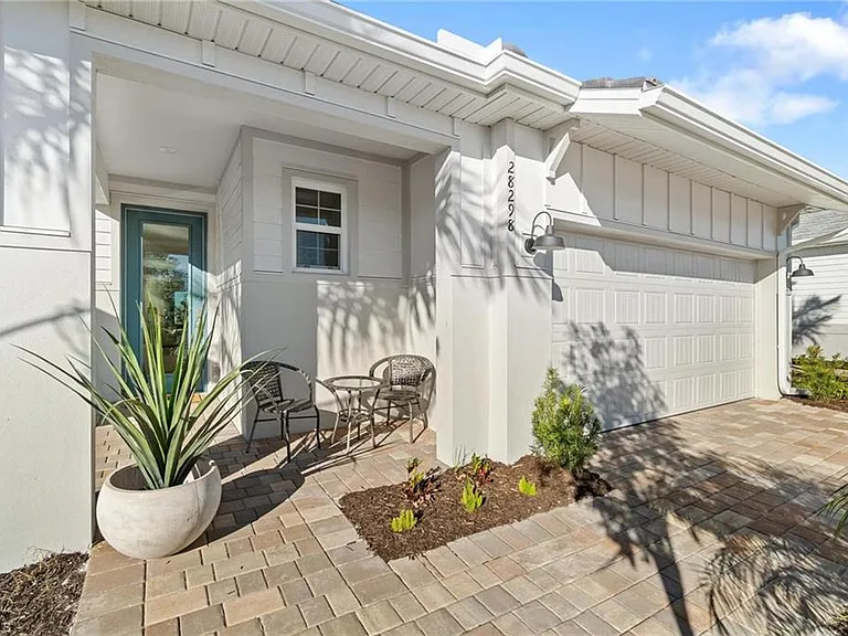 28298 Captiva Shell Loop — Photo 1