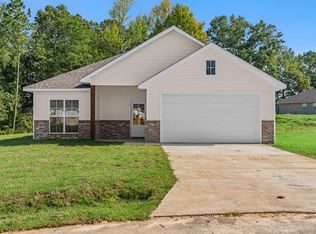 22 Karpen Dr, Petal, MS 39465