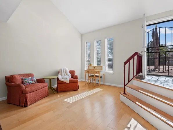 8169 Harley St #G-26, Cordova, TN 38016