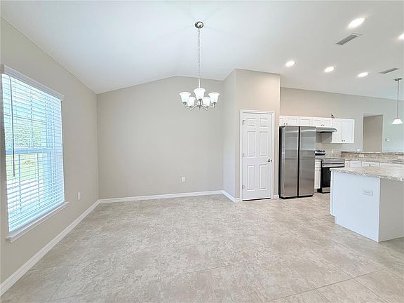 3rd image of 15712 SW 37th Cir