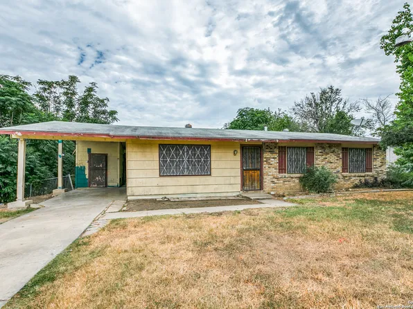 143 PEACH VALLEY DR, San Antonio, TX 78227