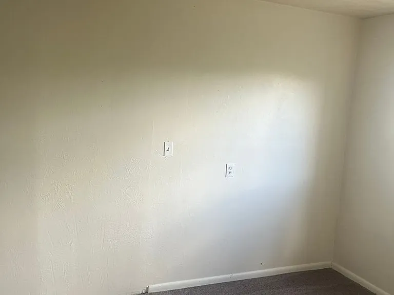 595 N San Pedro St — Photo 17