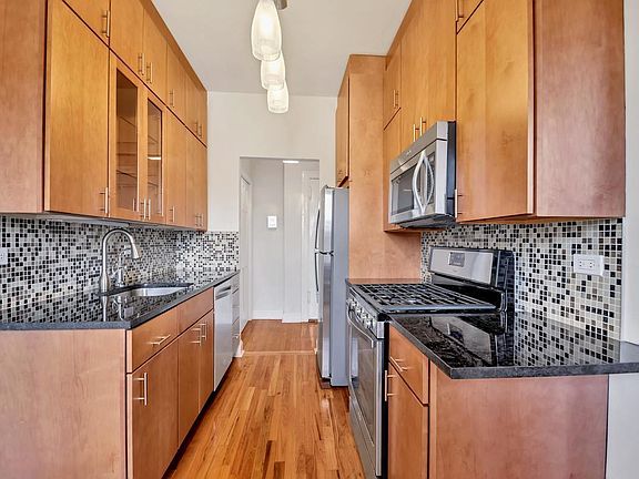 2nd image of 8206 34th Ave APT 6C