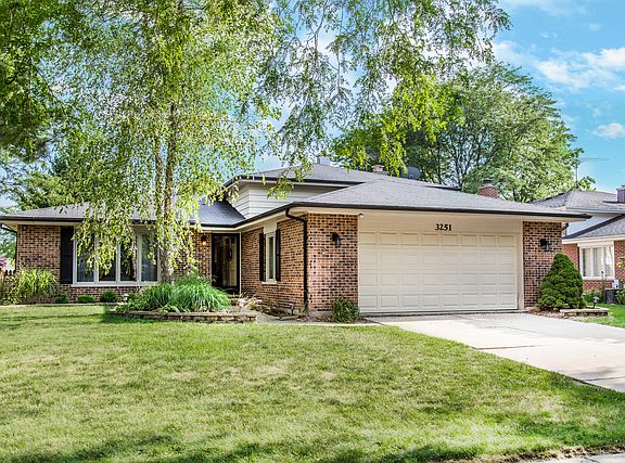 2nd image of 3251 Beller Dr