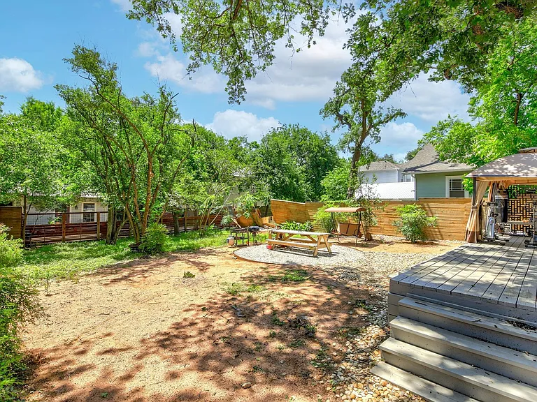 3111 Robinson Ave — Photo 19