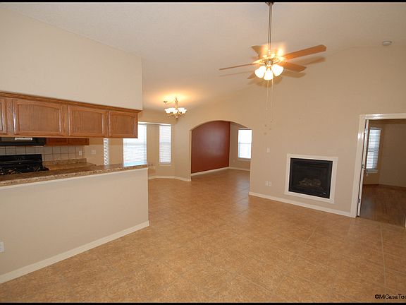 5th image of 14423 Smokey Point Dr