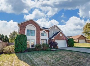 8880 Candy Ct, Huber Heights, OH 45424