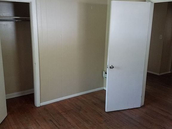 5th image of 1408 Broome St APT 2