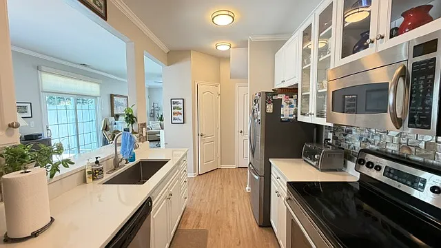 1028 Grace Hill Dr — Photo 15
