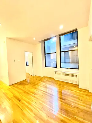 Rented by City Connections Realty | media 8