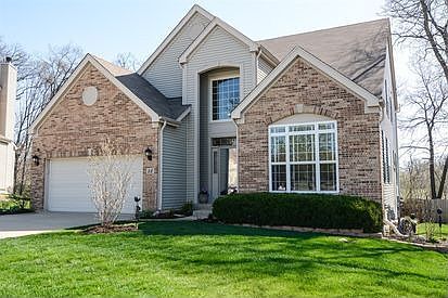 1st image of 13 Moraine Dr
