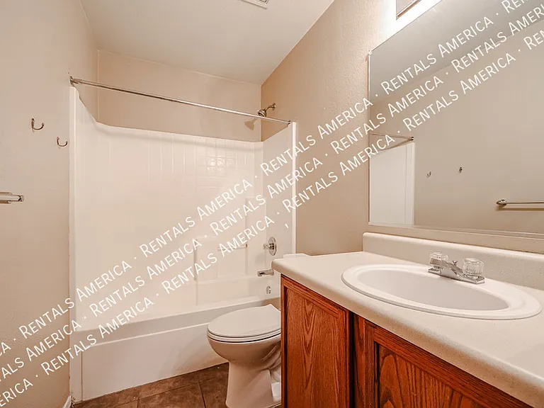 9404 W Terri Lee Dr — Photo 17
