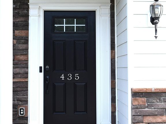 2nd image of 435 Serene Ct