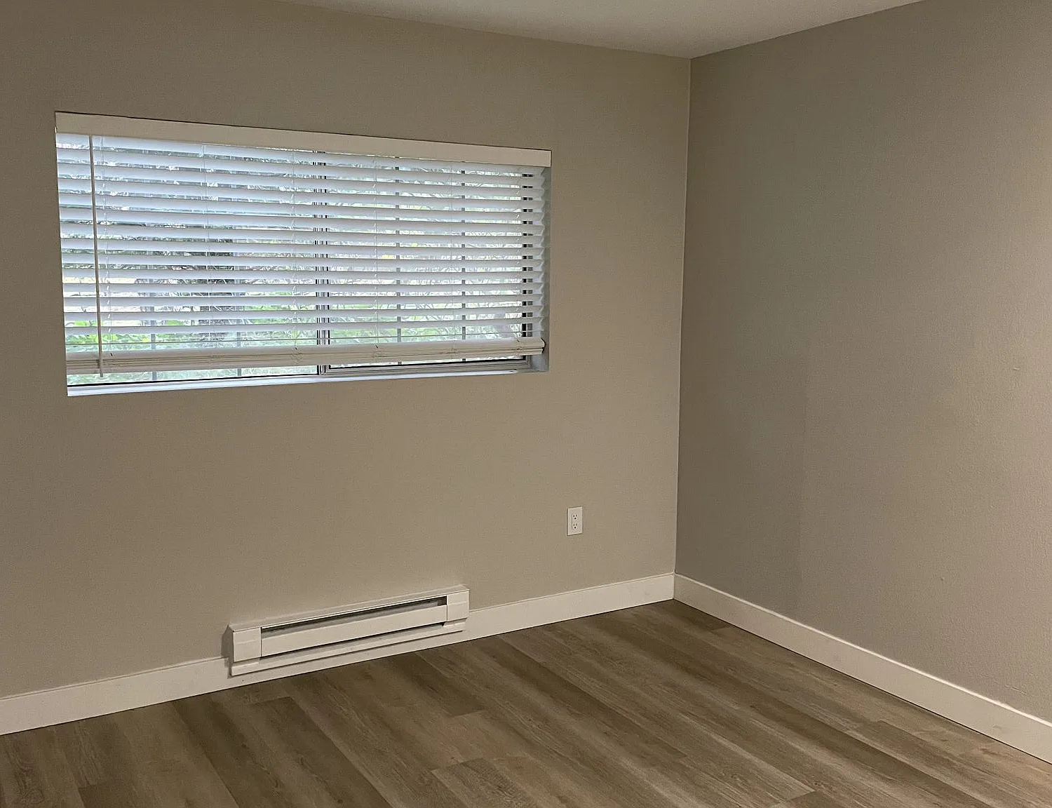 Redmond Park Apts — Photo 2