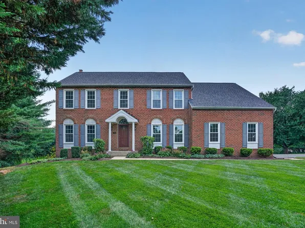 11824 Morning Star Dr, Germantown, MD 20876