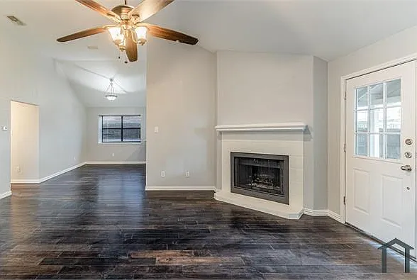 3618 Flagstone Ave — Photo 6