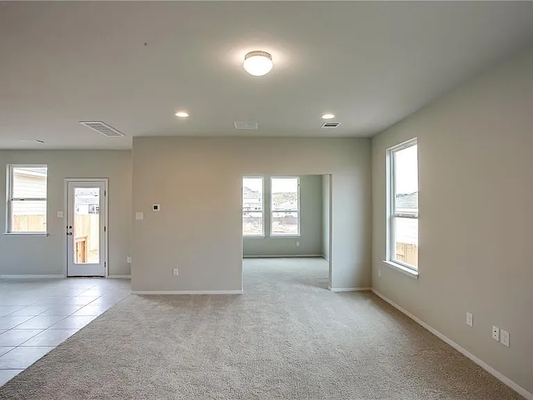 11516 Milano Dr — Photo 6