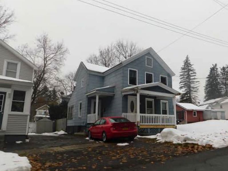 2nd image of 19 West St