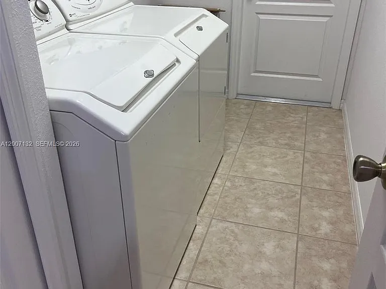2931 Benton Ln — Photo 22