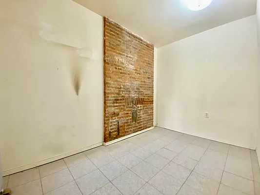 Rented by Master Key Realty And Associates LLC | media 35