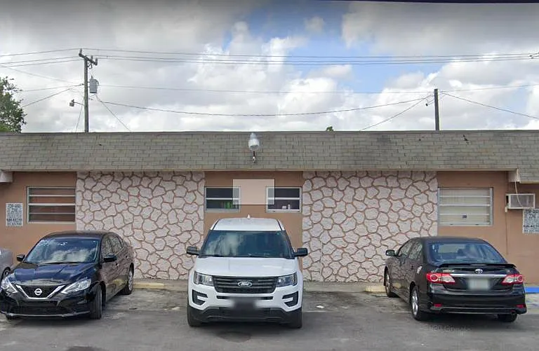 5170 E 10th Ave — Photo 1