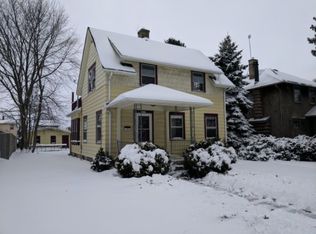 2212 S 9th St, Sheboygan, WI 53081