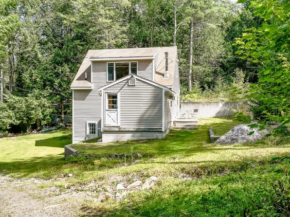 167 Riga Road, China, ME 04358