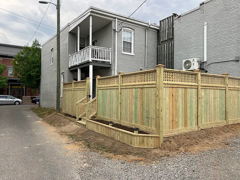 123 S Cherry St — Photo 3