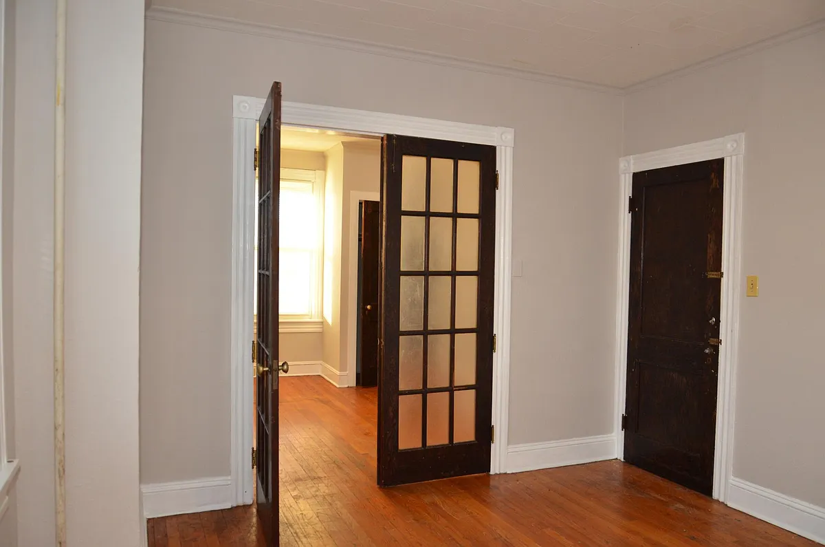 Living Room - 1722 Brick Ave #1