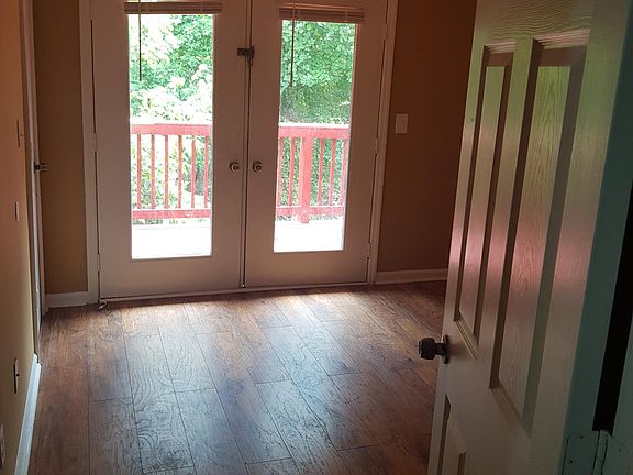 balcony off master walk-in closets