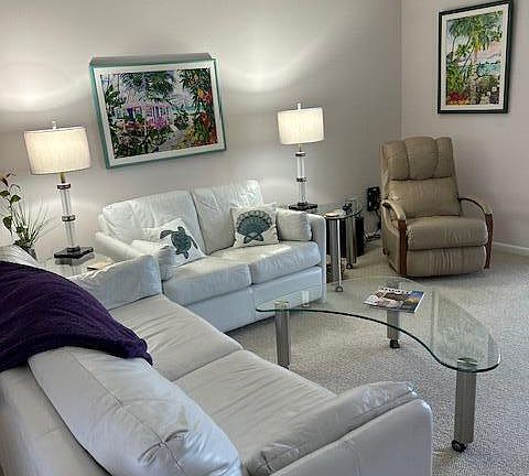 5th image of 1903 SW Palm City Road #2