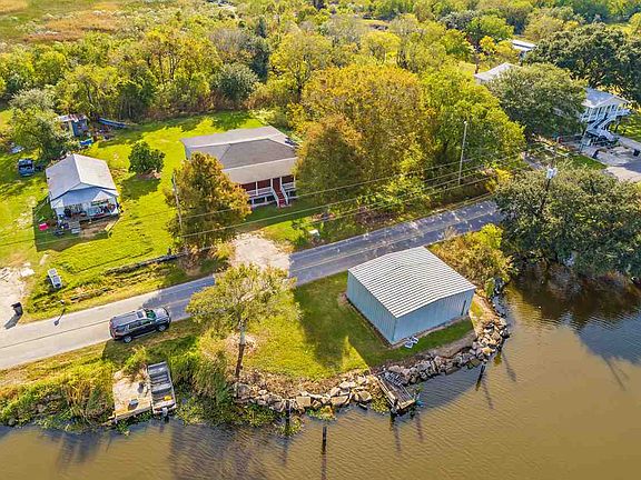 2nd image of 6053 Bayouside Dr