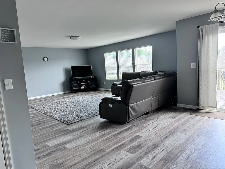 425 Rockcrest Way — Photo 11