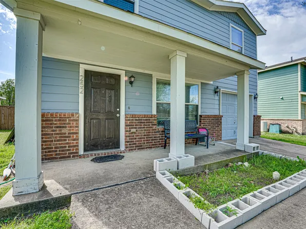 252 Ariel Ln, Wilmer, TX 75172