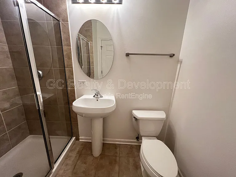 657 W Fulton St #402 — Photo 16