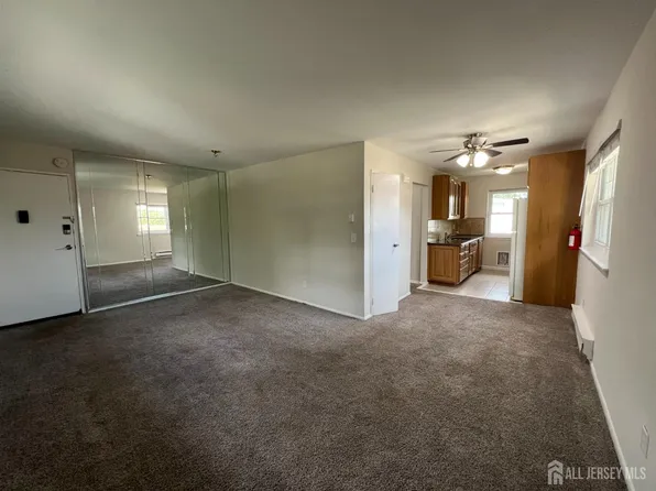 162 Belleville Ave APT 1B, Bloomfield, NJ 07003