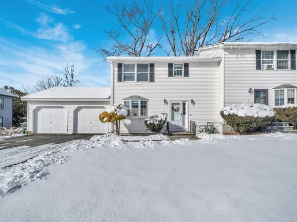 11 Fernwood St, North Andover, MA 01845