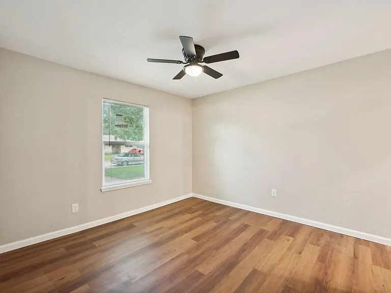 317 Redwood St — Photo 19
